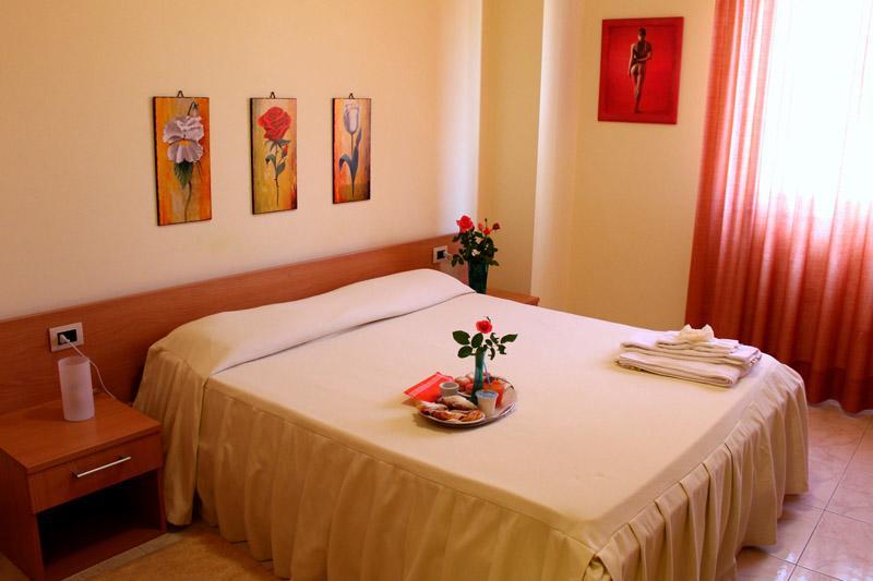 Hotel La Villa Misterbianco Dış mekan fotoğraf