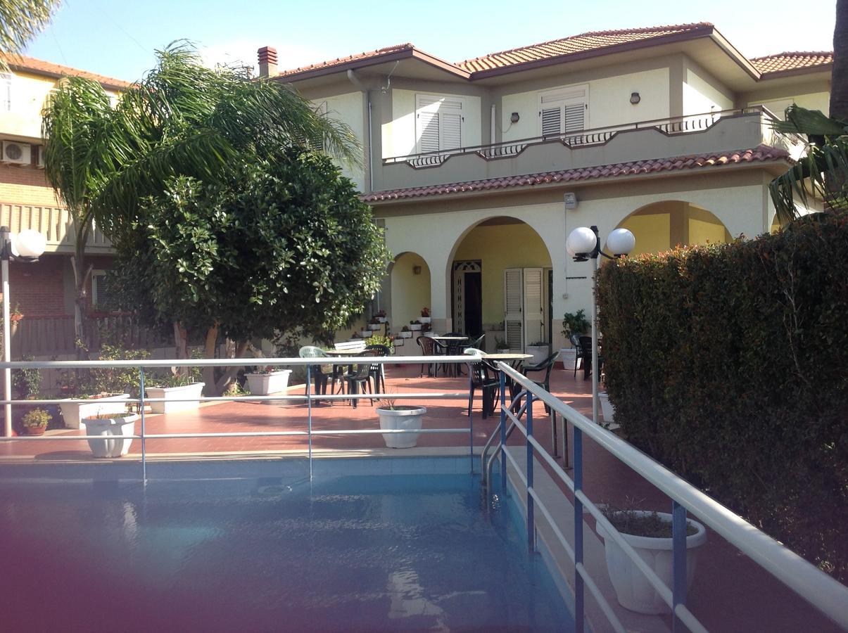 Hotel La Villa Misterbianco Dış mekan fotoğraf