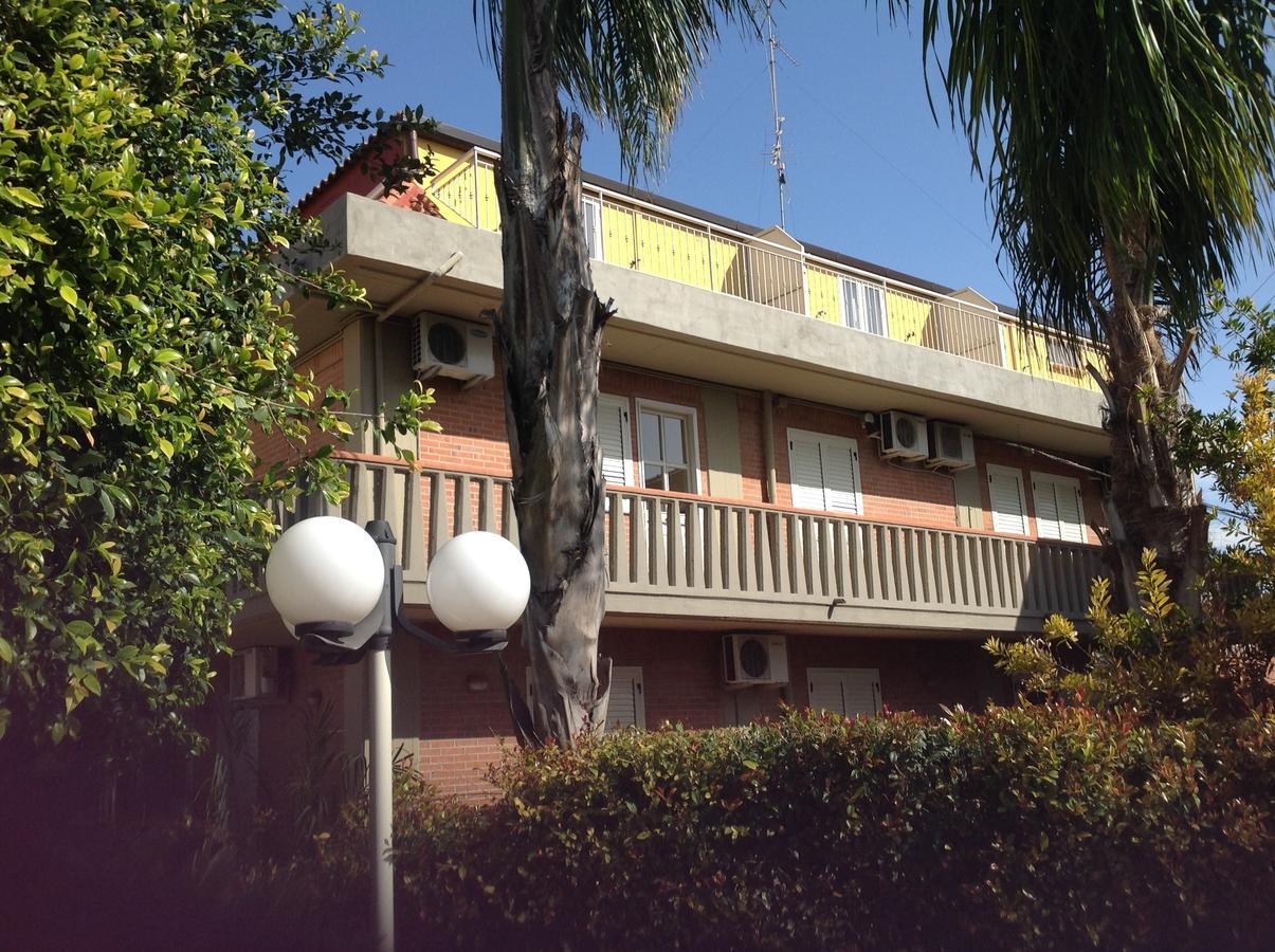 Hotel La Villa Misterbianco Dış mekan fotoğraf
