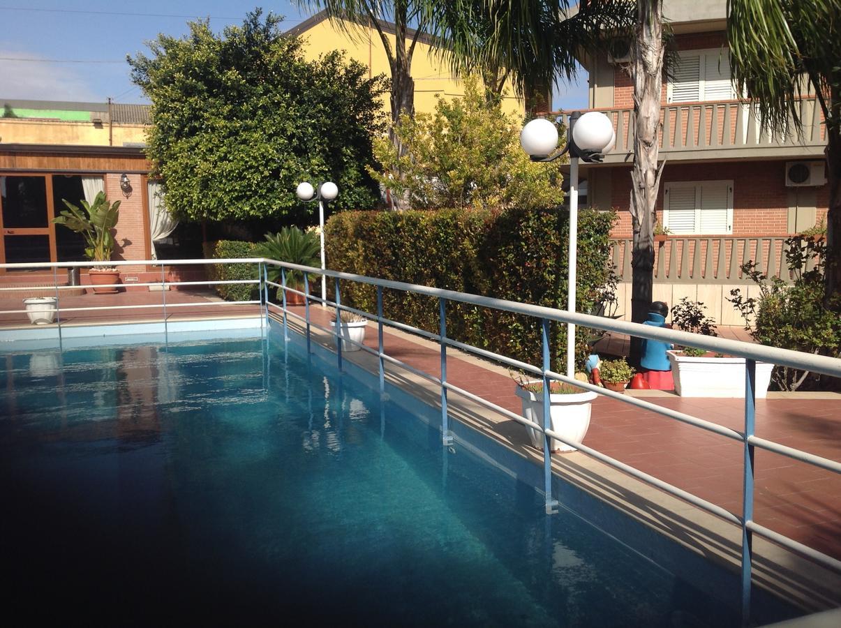 Hotel La Villa Misterbianco Dış mekan fotoğraf